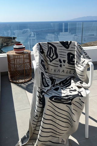 “Aigaio” Beach Towel in Black