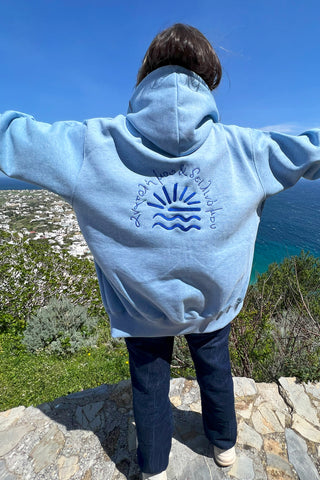 "Anatoli mou" Zaketa Hoodie in Pastel Blue ๐ข๐ป๐ฒ ๐ฆ๐ถ๐๐ฒ