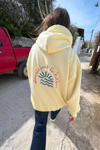 "Anatoli mou" Zaketa Hoodie in Lemon Yellow ๐ข๐ป๐ฒ ๐ฆ๐ถ๐๐ฒ