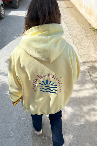 "Anatoli mou" Zaketa Hoodie in Lemon Yellow 𝗢𝗻𝗲 𝗦𝗶𝘇𝗲