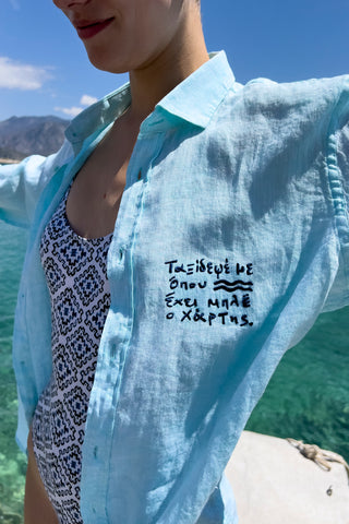 "Taksidepse me" Shirt in Aqua