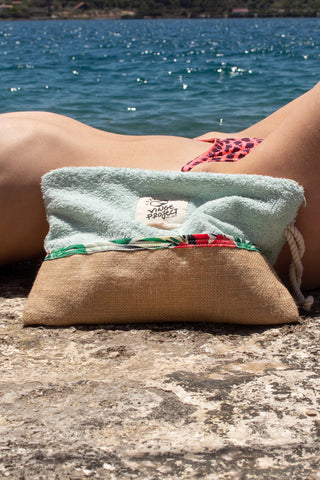 Pistachio 𝐌𝐞𝐝𝐢𝐮𝐦 Waterproof Clutch Bag