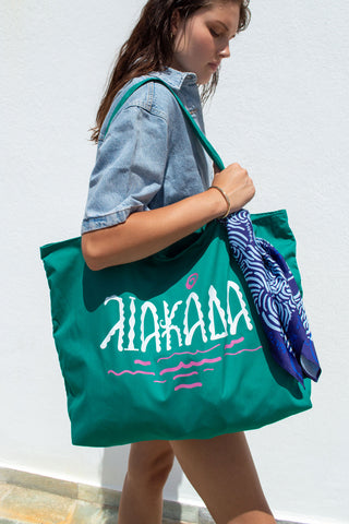 "Liakada" Emerald Bag & Mantili Kala Taksidia