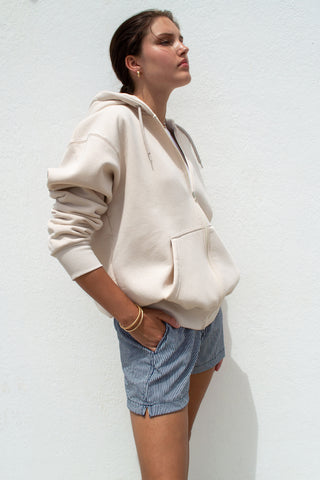 "Exo Salparei" Zaketa Hoodie in Cream 𝗢𝗻𝗲 𝗦𝗶𝘇𝗲