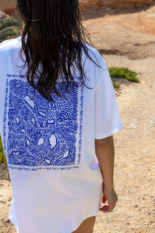 “Kala Taksidia” Oversized White T-Shirt