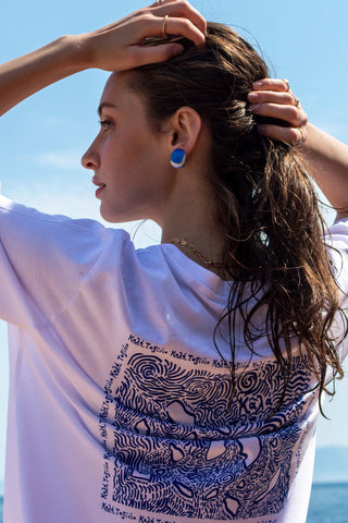“Kala Taksidia” Oversized White T-Shirt