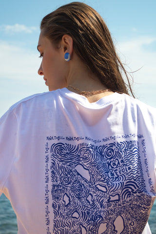 “Kala Taksidia” Oversized White T-Shirt