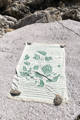 “Aigaio” Beach Towel in Mint