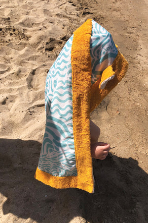 "Kala Taksidia" Kid’s Towel in Pistachio & Crema