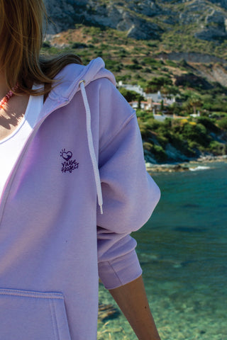 "Ena Kima ti Fora" Light Purple Embroidered Hoodie 𝗢𝗻𝗲 𝗦𝗶𝘇𝗲