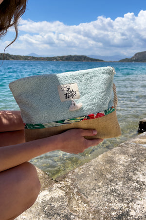 Pistachio 𝐌𝐞𝐝𝐢𝐮𝐦 Waterproof Clutch Bag