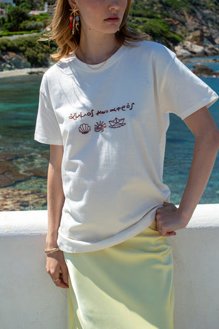 "Ammos kai Afros" Off White T-Shirt 𝗢𝗻𝗲 𝗦𝗶𝘇𝗲