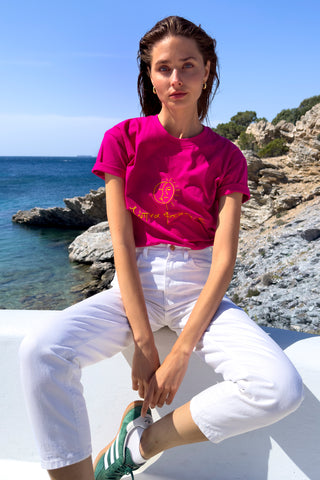 "Ksipna Ftasame" Magenta T-Shirt