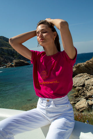 "Ksipna Ftasame" Magenta T-Shirt