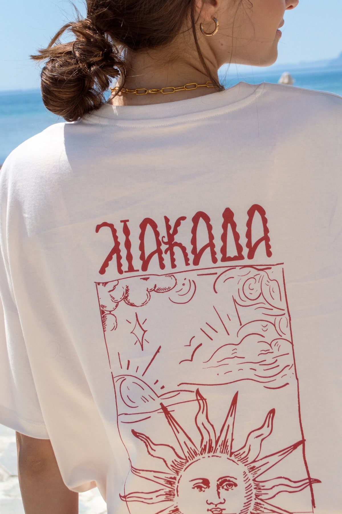 “Liakada” Oversized Off White T-Shirt