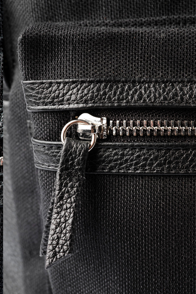 “Brooks” Unisex Backpack in Classic Black