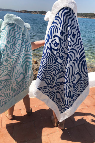 "Kala Taksidia" Kid’s Towel in Blue & Sailor