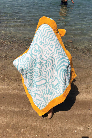 "Kala Taksidia" Kid’s Towel in Pistachio & Crema