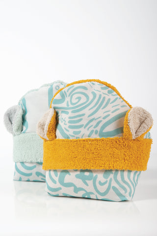 "Kala Taksidia" Kid’s Towel in Pistachio & Crema